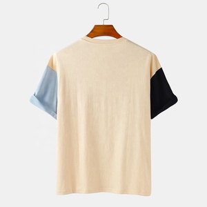 เสื้อยืดโอเวอร์ไซส์ผู้ชาย แขนสั้น คอกลม ผ้าถัก คอตตอน สไตล์ลำลอง มีกระเป๋าหน้า แต่งขอบตัดสี - Product Image 2