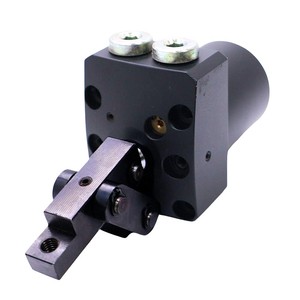 Cilindro de sujeción hidráulico Flowtek VTC-22D con montaje de brida superior para accesorios hidráulicos CNC y automatización de sujeción de piezas. - Product Image 6