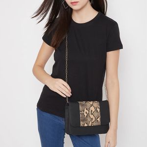 Camiseta de algodón personalizada para mujer, cuello redondo, manga corta, básica, lisa, suave, elástica, OEM, al por mayor, informal. - Product Image 3