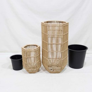Nouvelle Conception Tendance : Jardinière Colonne Hexagonale Minimaliste en PVC, avec Lattes Ajourées, Lot de 2 pour Décoration de Sol, Patio et Jardin - Product Image 3