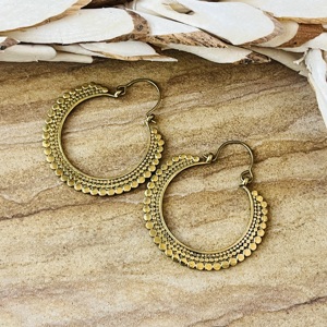 Última Tendencia: Pendientes de Aro Boho con Cuentas, Joyería Tribal de Latón para Mujer, Acabado de Latón Antiguo, Diseño Punteado, Venta al por Mayor/OEM/ODM - Product Image 3