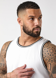 HAWK EYE SPORTS Débardeur de sport pour homme en polyester/coton respirant à séchage rapide avec options de logo multi-positions pour la musculation - Product Image 3