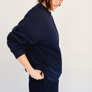 เสื้อสเวตเชิ้ตผู้หญิงไซส์ใหญ่ สำหรับฤดูใบไม้ร่วงและฤดูหนาว รับผลิตแบบ ODM พิมพ์ลายโลโก้ตามสั่ง ผ้าคอตตอน 100% แบบสวมหัว - Product Image 5