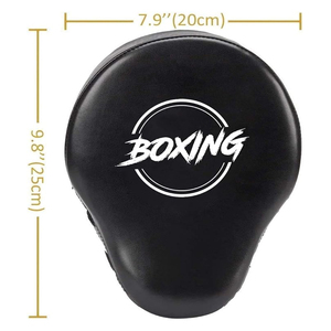 Guantes de boxeo de PU blancos y negros con diseño curvo, duraderos, para entrenamiento de kickboxing y artes marciales personalizadas. - Product Image 4