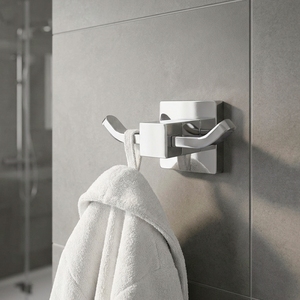 Crochet mural double en laiton chromé de luxe, design industriel, pour vêtements et sacs - Product Image 1