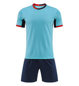 Ensemble de maillot et short de football respirant en mesh pour hommes ZYREX WEARS, séchage rapide, kit d'entraînement athlétique, nom d'équipe personnalisé, impression numérique - Product Image 3
