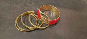 Bracelet en laiton artisanal de haute qualité, rayonnement royal, alliant l'art traditionnel et le design contemporain - Product Image 6