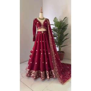 Micro Lehenga Talla 44 de Faux Georgette con Hilo de 9mm y Lentejuelas, Choli Interior Incluido - Elegante Lehenga Reversible Casual para Boda - Product Image 1