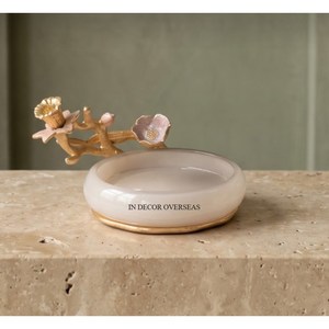 Distributeur de savon et ensemble de vaisselle de luxe de qualité supérieure en verre rose et métal plaqué or, décoré de fleurs et de feuilles, pour salle de bain - Product Image 6