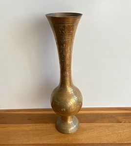 Florero Moderno de Latón y Cobre, Hecho a Mano, de Alta Calidad, Boca Ancha, Ecológico, a un Precio Razonable - Product Image 2