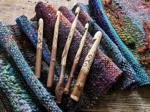 Ensemble de crochets en bois écologiques pour le tricot, le crochet et les projets d'artisanat DIY, ergonomiques, faits à la main, qualité supérieure - Product Image 5