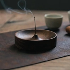 Brûleur d'encens aromatique en bois artisanal, moderne, unique, écologique et durable pour la méditation, le yoga, la décoration de la maison et du bureau, toutes saisons - Product Image 3