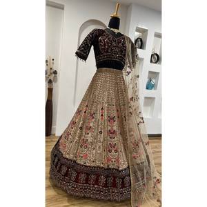 Ensemble Lehenga Choli pour femme avec séquence et fil de travail magnifique - Product Image 2