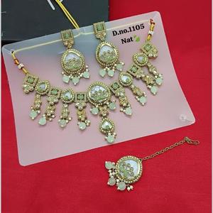 Ensemble de bijoux fins plaqués or vert menthe Jewelemarket avec pierres en cristal et perles 11151660MG Collier - Product Image 1