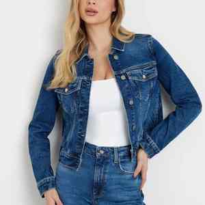 Transforma tu look al instante con estas piezas sofisticadas y modernas que redefinen lo que significa las blusas vaqueras para mujer. - Product Image 3