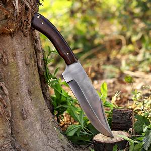Cuchillo Bowie Hecho a Mano con Mango de Palisandro y Funda de Cuero, Hoja de Acero al Carbono de Espiga Completa, Cuchillo Táctico Personalizado OEM para Caza y Camping - Product Image 2