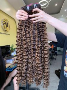 100% Extensions de cheveux humains Remy vietnamiens non transformés 13x4 frontal avec Eurasian Curly Jerry Curl couleur personnalisée - Product Image 6