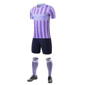 Ensemble d'uniformes d'entraînement de football, maillot et short de football, vêtements de sport respirants, matière à séchage rapide, tenue d'équipe pour l'entraînement - Product Image 2