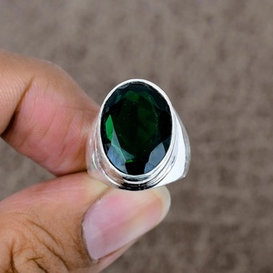 Natural <b>Chrome</b> Diopside 925 Sterling Silver Men’s Ring – Green Gemstone Statement Ring, Handmade Wholesale Jewelry - Product Image 2