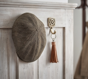 Antique Brass <b>Curtain</b> Wall <b>Hook</b> <b>With</b> Celtic Knot Design Vintage Style Perfect Cloth Display Door Hanger Stylish Home Accent - Product Image 4