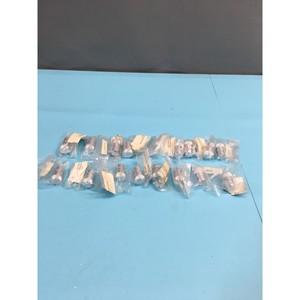 ปลั๊ก LOT OF 17 AMAT 0020-03591 แบบมีร่อง (AL) - อุปกรณ์และอะไหล่เซมิคอนดักเตอร์ระดับโลกที่เชื่อถือได้ - Product Image 2