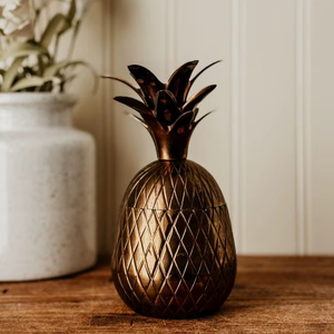 Sculpture décorative en laiton en forme d'ananas pour centre de table et collection de décoration intérieure haut de gamme - Product Image 1
