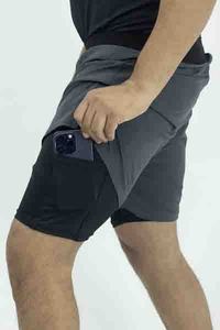 กางเกงกีฬาผู้ชายแบบขายส่ง 2 in 1 รุ่นพรีเมียม ซับในแบบรัดรูป ผ้าแห้งเร็ว เหมาะสำหรับวิ่งและออกกำลังกาย - Product Image 4