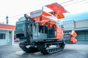 รถเกี่ยวข้าวคูโบต้า DC120X ความจุสูง สำหรับการเกษตรเชิงพาณิชย์ เหมาะสำหรับการทำนาขนาดใหญ่ - Product Image 1