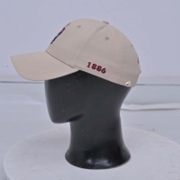Casquette de baseball 6 panneaux beige unisexe ajustable avec logo ours brodé, 100 % coton, pour adulte, idéale pour l'extérieur – Collection MRI Group Street Common