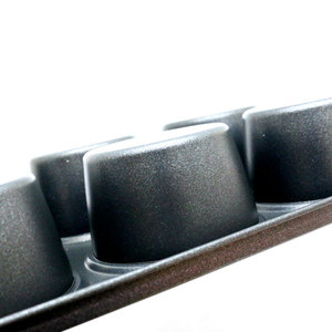 Moule à muffins classique à 6 cavités, revêtement antiadhésif double face, acier au carbone robuste, compatible four, plaque de cuisson pour usage domestique et commercial - Product Image 4