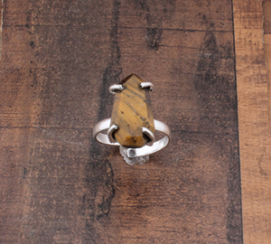 ผู้ผลิตเครื่องประดับตามสั่ง แหวนเงินแท้ 925 ประดับพลอยตาเสือธรรมชาติทรงโลงศพ ดีไซน์คลาสสิกสำหรับผู้หญิง เหมาะสำหรับงานปาร์ตี้ - Product Image 5