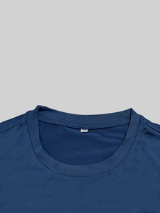 Camiseta Personalizada Retro a Rayas con Cuello Redondo Simple, Textura Alta, Corte Holgado, Camiseta Básica de Manga Larga para Hombre - Product Image 3