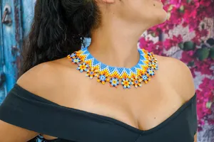 VENTE LES PLUS TENDANCES Collier fleur Huichol pour anniversaire, Noël, mariage, anniversaire de mariage - Product Image 4