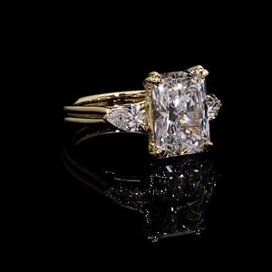 Anillo de Compromiso y Boda para Mujer, Certificado, Oro Sólido 9K, Corte Radiante Clásico, con Diamante Cultivado en Laboratorio, Color D, en Forma de Pera - Product Image 2