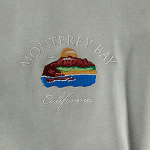 Sudadera de diseño minimalista con tacto premium, ideal para un estilo versátil y uso diario. - Product Image 6