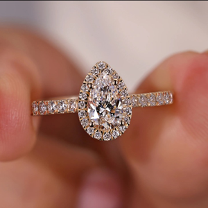 Anillo de Compromiso Unisex con Diamante de Corte Ovalado, Engaste de Lujo con Garras, 0.95 Quilates, Cultivado en Laboratorio, Certificado IGI, Anillo de Boda de Eternidad en Vermeil de 14k - Product Image 3