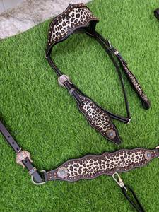 2026 Meilleures ventes Ensemble d'équipement équestre saisonnier léger fait main en cuir de vachette motif léopard pour selle western, avec têtière et collier de poitrail - Product Image 2