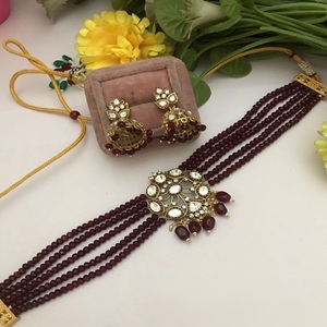 Conjunto de Collar y Pendientes de Moda de Alta Calidad en Latón Chapado en Oro con Moissanita y Kundan para Bodas - Product Image 3