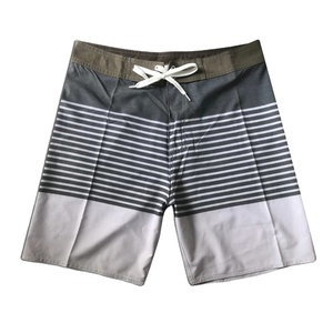 Pantalones Cortos Deportivos Unisex de Béisbol y Sóftbol con Logotipo Personalizado de Fábrica, Talla Grande, Transpirables, de Malla, de Alta Calidad, de Secado Rápido y Antibacterianos - Product Image 2