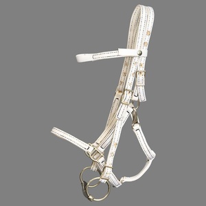 Bridon de cheval en nylon blanc avec sangles réglables, quincaillerie et mors en acier inoxydable pour l'équitation western et l'équipement équestre - Product Image 1