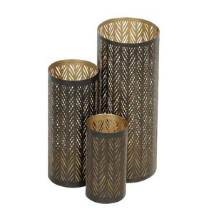 Portavelas metálico premium que agrega calidez, encanto artístico y luz de vela relajante a interiores refinados. - Product Image 6