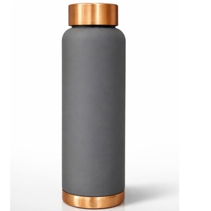 Botella de Cobre Verde Bosque de Doble Tono |   Recipiente para Agua de Cobre Puro con Acabado Mate Revestido de Goma, al por Mayor - Product Image 6