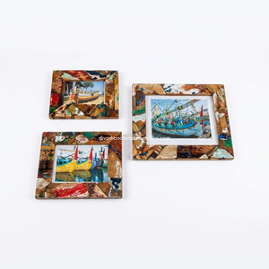 Marco de Fotos Único, Ecológico y Creativo Hecho a Mano con Madera de Barco Reciclada en Color Natural para Decoración de Paredes del Hogar, Venta al Por Mayor - Product Image 1