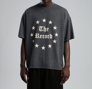 เสื้อยืดสตรีทแวร์วินเทจทรงหลวมแบบหนา พิมพ์ลายดิจิตอลโลโก้แบรนด์ตามสั่ง เสื้อยืดโอเวอร์ไซส์ทรงครอปฟอกสีสำหรับผู้ชาย - Product Image 4