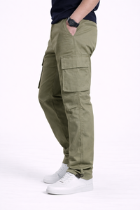 Pantalones Cargo Olive Utility Comfort para Hombre – Un prenda esencial resistente para el día a día, hecha con tela duradera y rica en algodón - Product Image 2