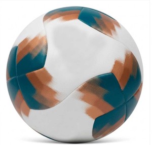 Ballon de football moderne en cuir écologique, motif orange, bleu, jaune, durable, pour l'entraînement et les sports de plein air - Product Image 5