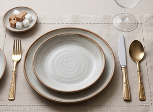 Cuillère à thé élégante en métal plaqué or, design classique, manche long, finition miroir, durable, idéale pour la table, la cuisine et l'hôtellerie - Product Image 5