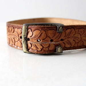เข็มขัดคาวบอยแฟชั่นสไตล์วินเทจแบบตะวันตกหนังวัวคุณภาพสูงแกะสลักด้วยมือลายดอกไม้จากอินเดีย - Product Image 4