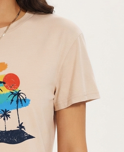 Camiseta con Estampado Gráfico de Moda, Unisex, 100% Algodón, Cuello Redondo, Ecológica, Transpirable, Personalizable, Estilo Urbano - Product Image 3