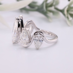 Anillo de Boda con Diamante Cultivado en Laboratorio con Corte Marquesa en Forma de Pera, Oro Blanco, Bisel en Forma de V, Joyería Fina de Regalo - Product Image 2